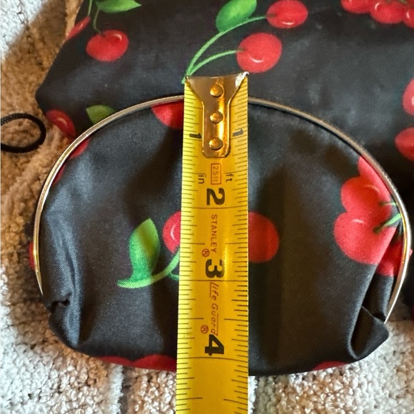 Cherry Print Tote Bag Set - Picture 7 of 13